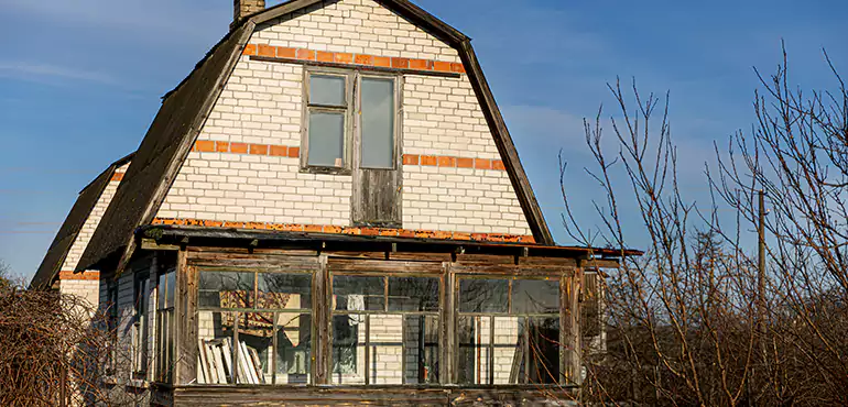 Types of Houses We Buy Without Repairs in Los Angeles, CA